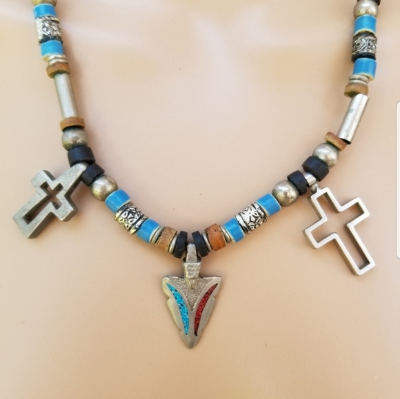 VINTAGE NATIVE AMERICAN CROSS & ARROWHEAD PENDANT BEADED NECKLACE - Picture 3 of 8